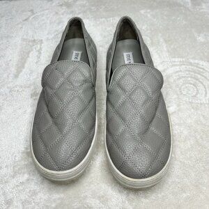 Steve Madden GLOBE Slip On Casual Sneakers Womens Shoes Size 9 M Gray Quilted